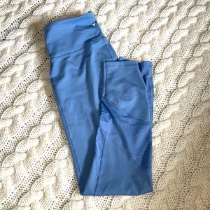 Old Navy High-Waisted Elevate Powersoft 7/8-Length Leggings Soft Blue Size Small